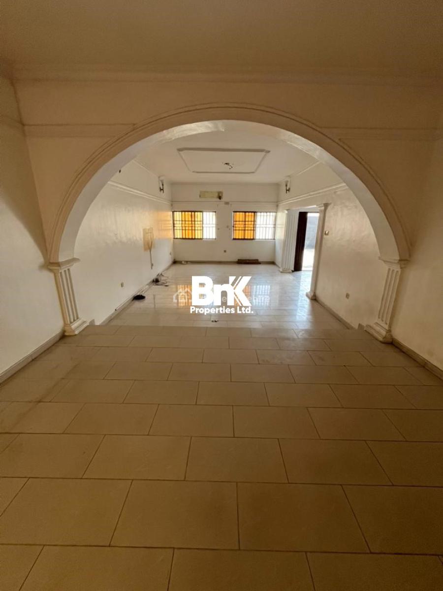 4-bedroom Semi Detached Duplex with 2rooms Bq, Lekki Phase 1, Lekki, Lagos, Semi-detached Duplex for Rent