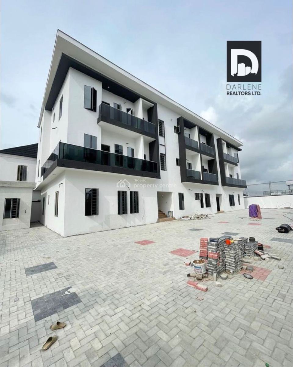 Distressed 2 Bedroom Apartment, Vgc, Lekki, Lagos, Flat / Apartment for Sale