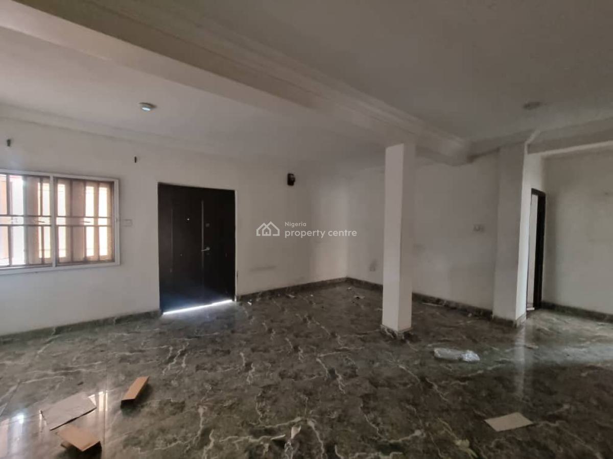 Relatively New 3 Bedroom Up Flat, Oworonshoki, Kosofe, Lagos, House for Rent