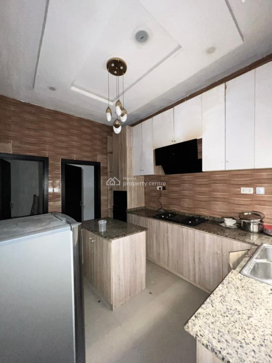 Lovely 4 Bedroom Semi Detached Duplex with Bq, Ologolo, Lekki, Lagos, Semi-detached Duplex for Rent