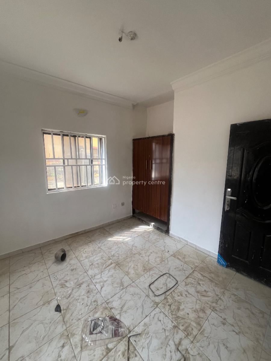 Standard 2 Bedroom Apartment with Visitors Toilet, Behind Shoprite, Apo, Abuja, Flat / Apartment for Rent