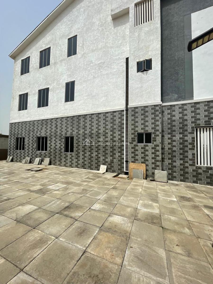 5-bedroom Semi-detached Duplex + B.q, Jabi, Abuja, Semi-detached Duplex for Sale