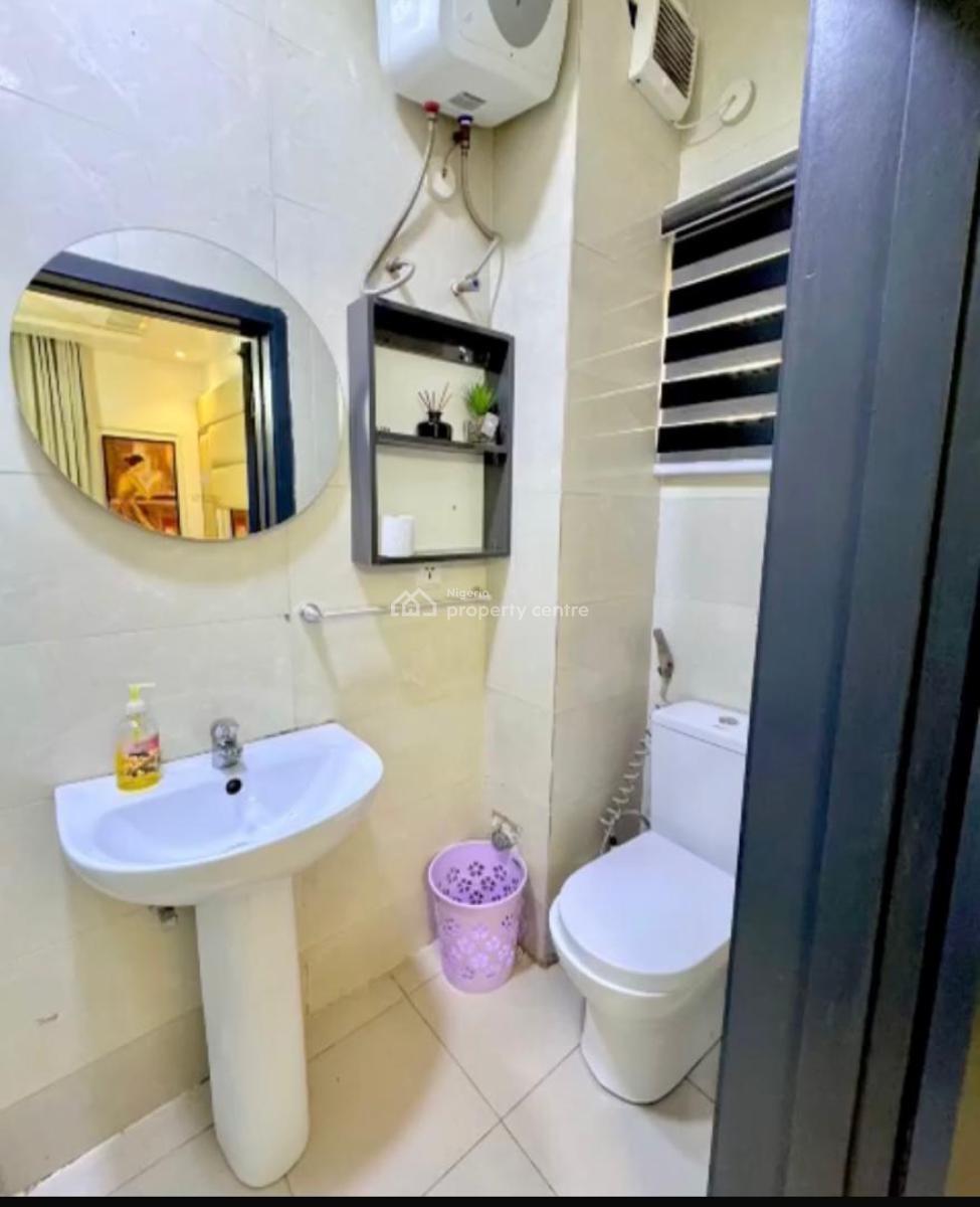 Fully Furnished and Serviced 3 Bedroom Flat in a Serviced Estate, Cromwell Estate Chevron Drive, Lekki, Lagos, Flat / Apartment for Rent