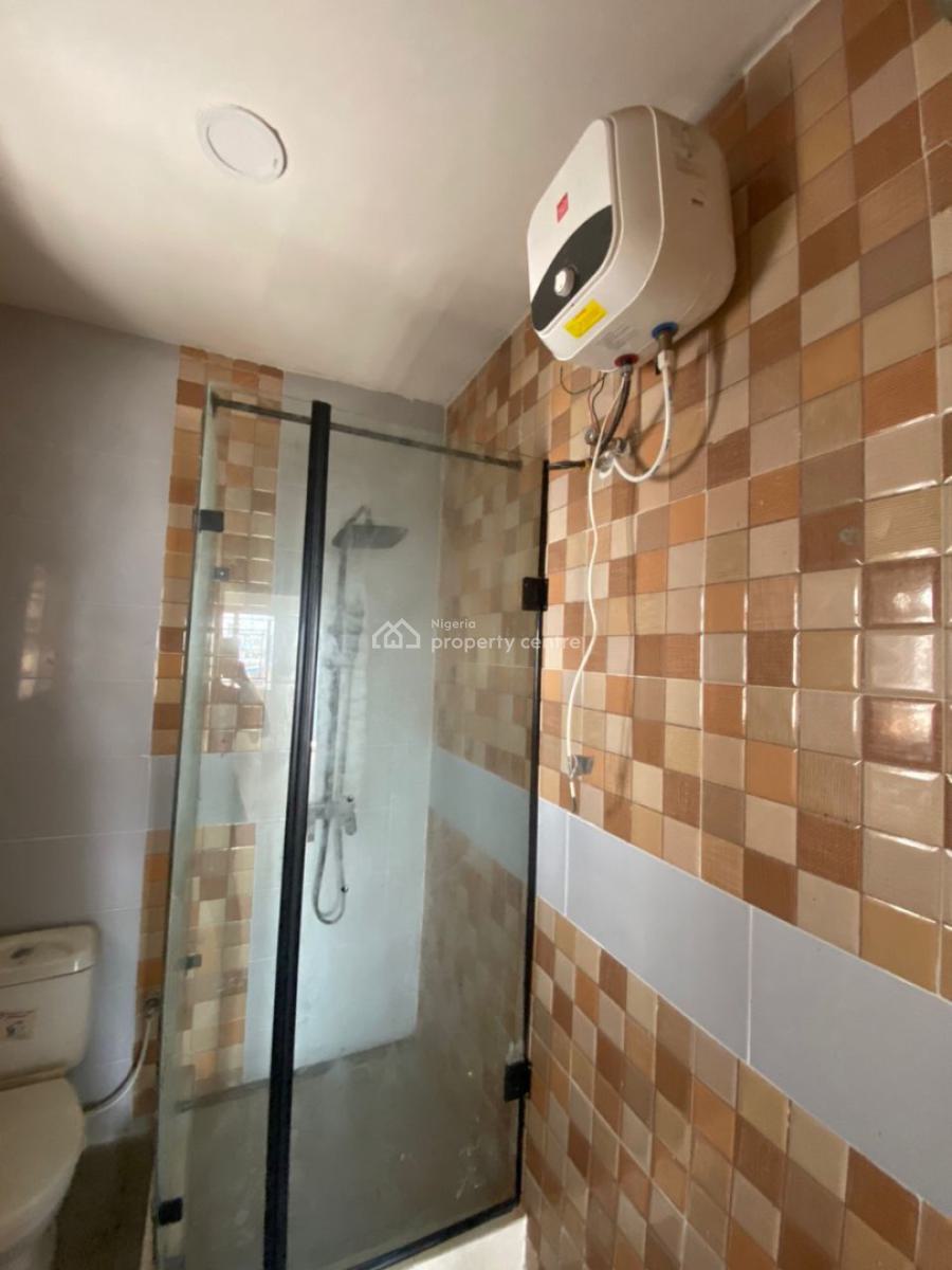 2 Bedroom Apartment, Ologolo, Lekki, Lagos, Flat / Apartment for Rent