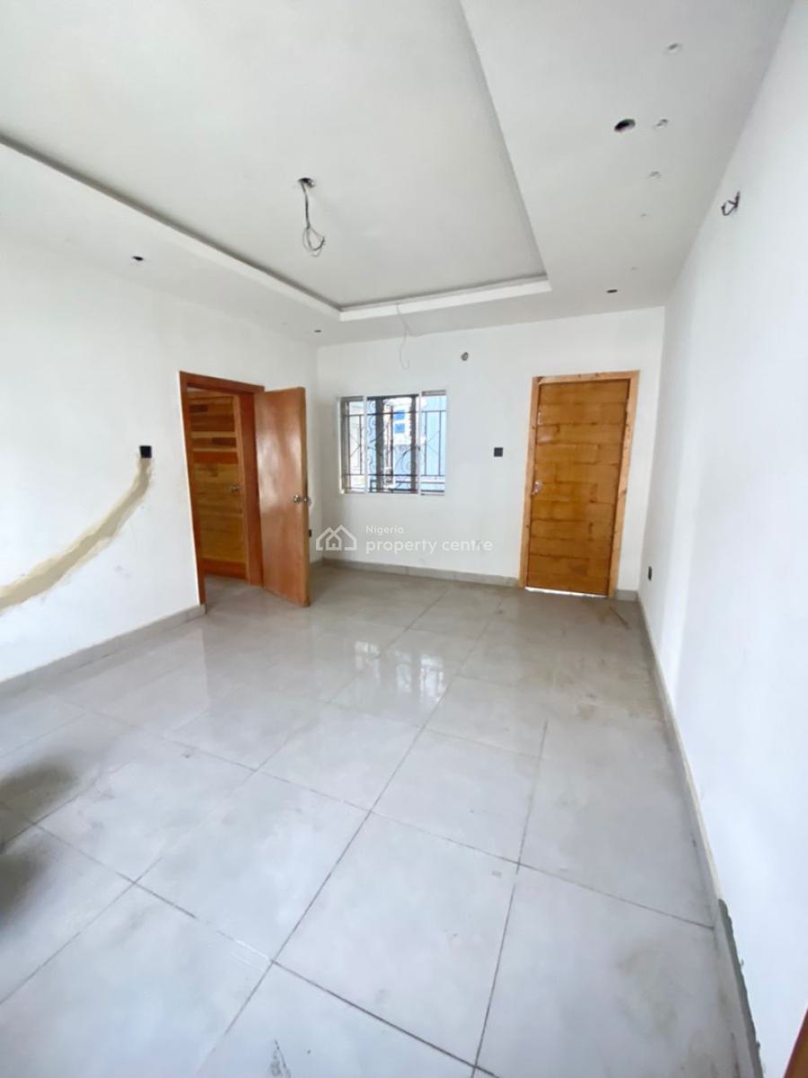 2 Bedroom Apartment, Ologolo, Lekki, Lagos, Flat / Apartment for Rent