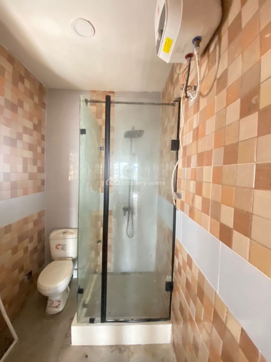 2 Bedroom Apartment, Ologolo, Lekki, Lagos, Flat / Apartment for Rent