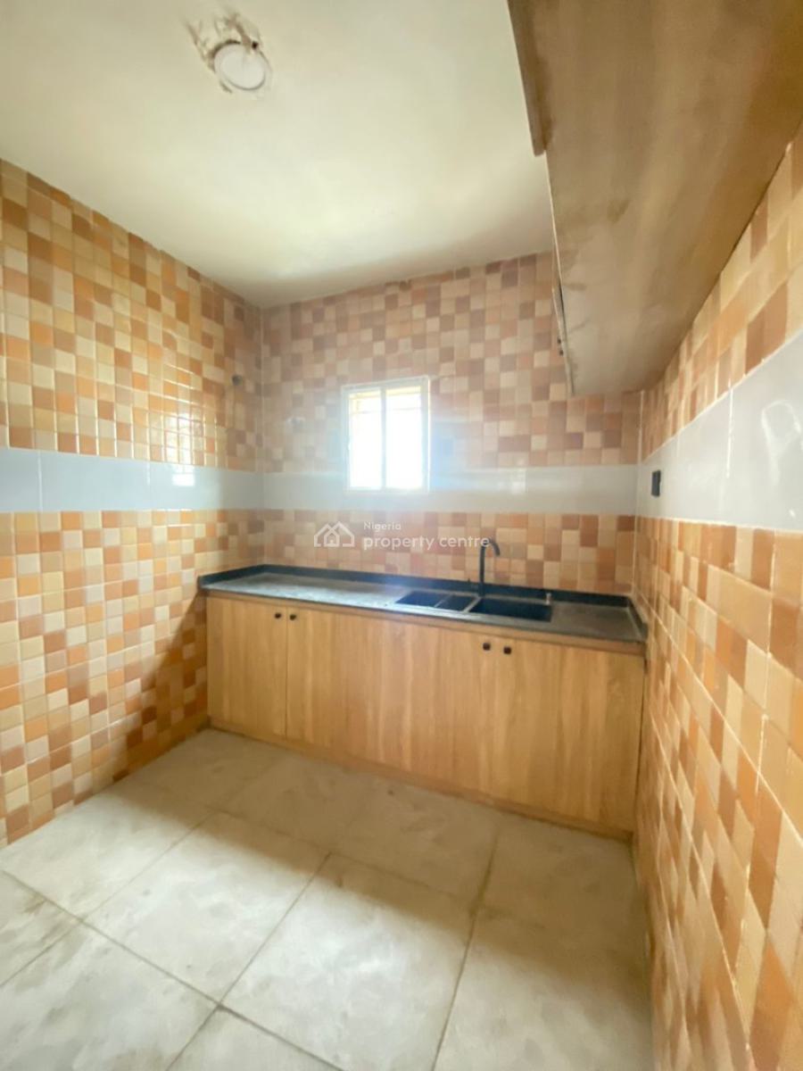 2 Bedroom Apartment, Ologolo, Lekki, Lagos, Flat / Apartment for Rent