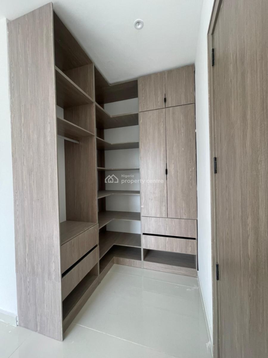 3 Bedroom Serviced Apartment, Lekki Phase 1, Lekki, Lagos, Flat / Apartment for Sale