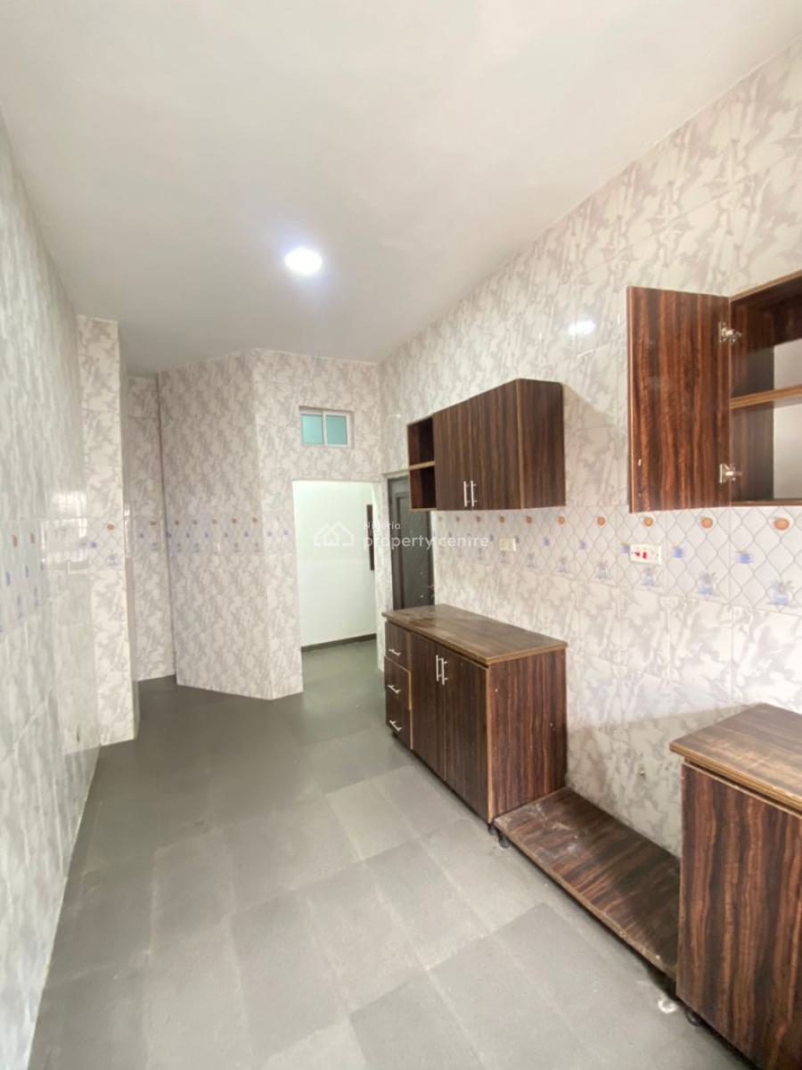 Lovely 3 Bedroom Apartment  ( First Floor), Osapa, Lekki, Lagos, Flat / Apartment for Rent