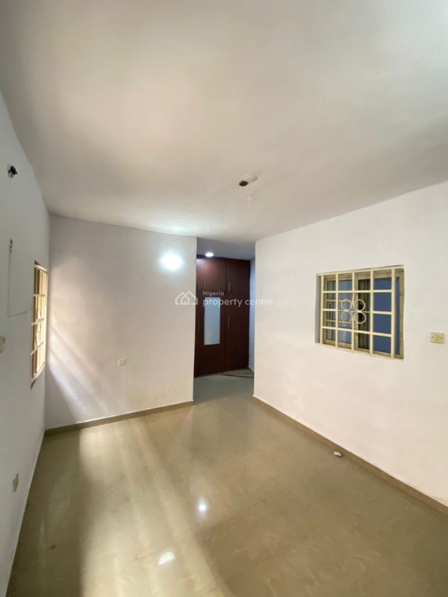 3 Bedroom Apartment  ( Ground Floor), Osapa, Lekki, Lagos, Flat / Apartment for Rent