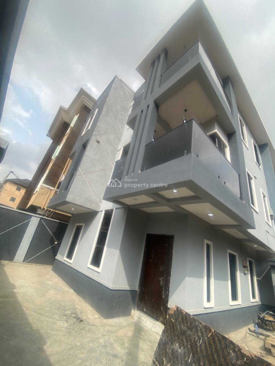 Luxury 4 Bedroom Semi-detached Duplex, Ibadan Street, By Babani Street, Ebute Metta West, Yaba, Lagos, Semi-detached Duplex for Sale
