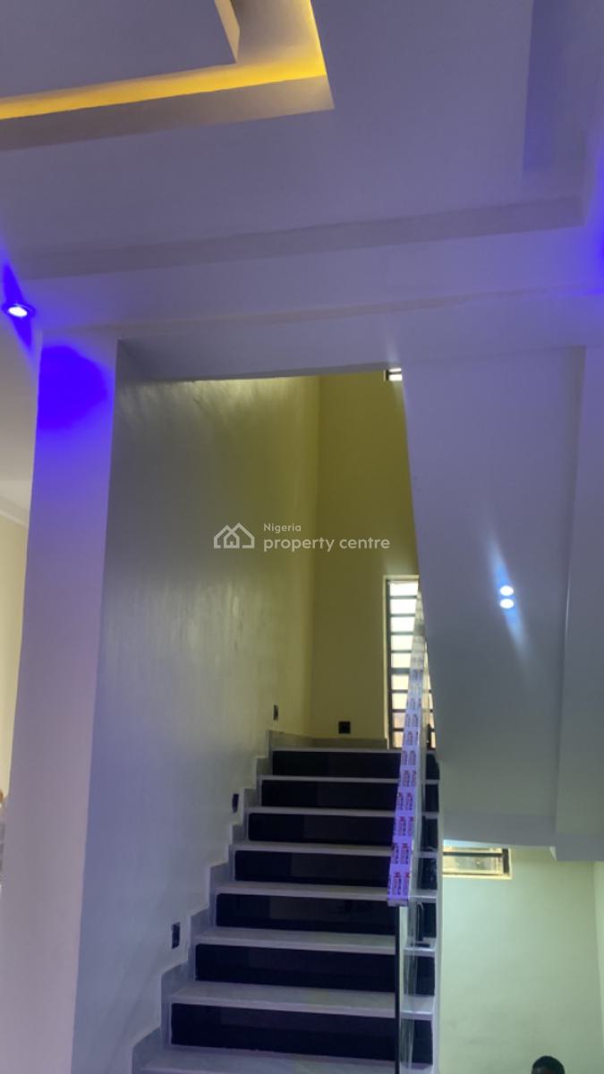 Luxury 4 Bedroom Semi-detached Duplex, Ibadan Street, By Babani Street, Ebute Metta West, Yaba, Lagos, Semi-detached Duplex for Sale