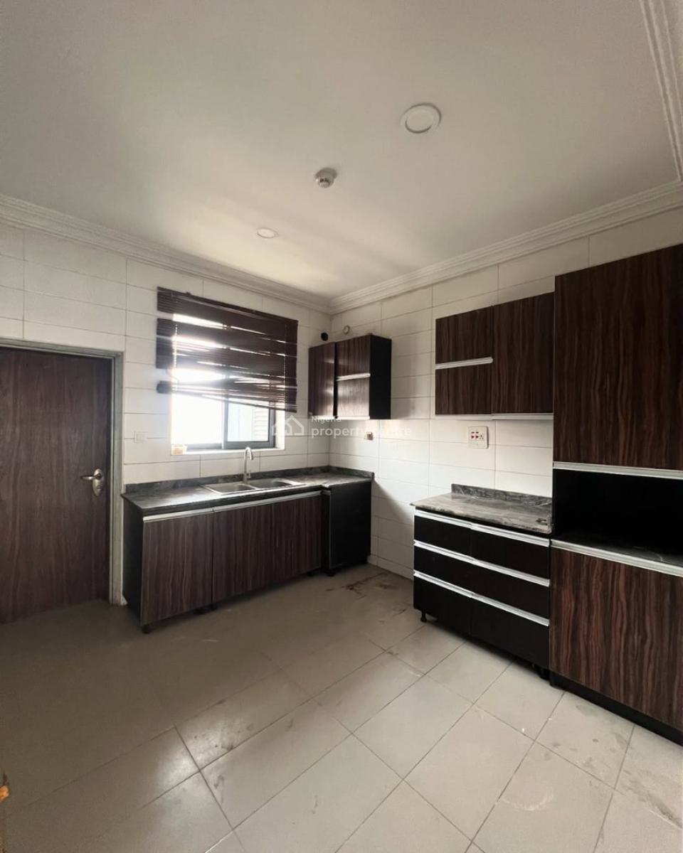 Specious Well Built Luxury 3 Bedroom Apartment with Bq, Victoria Island, Victoria Island (vi), Lagos, Flat / Apartment for Rent