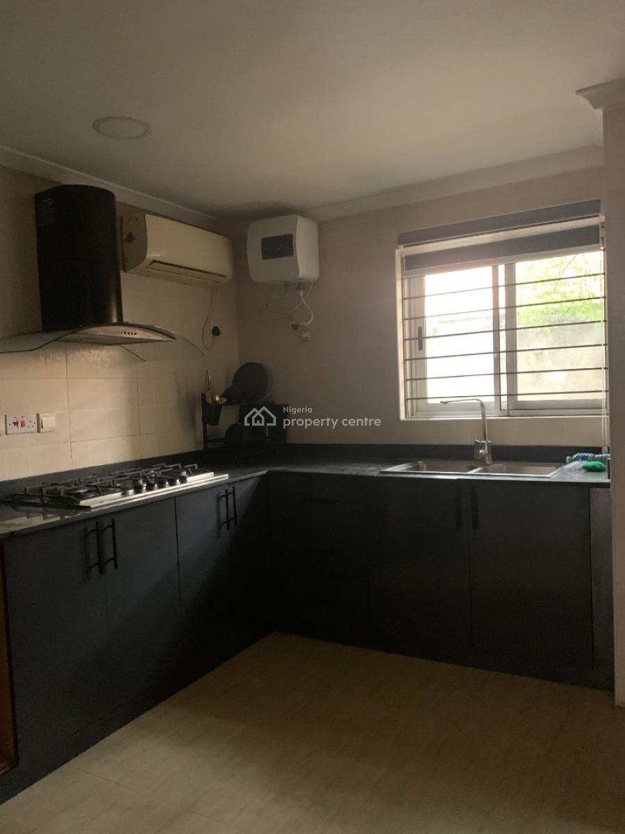 Service 1 Bedroom Flat, Off Fatai Arobieke, Lekki Phase 1, Lekki, Lagos, Flat / Apartment for Rent