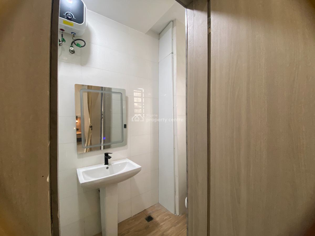 Luxury 1-bedroom Apartment., Lekki Phase 1, Lekki, Lagos, Mini Flat (room and Parlour) for Sale