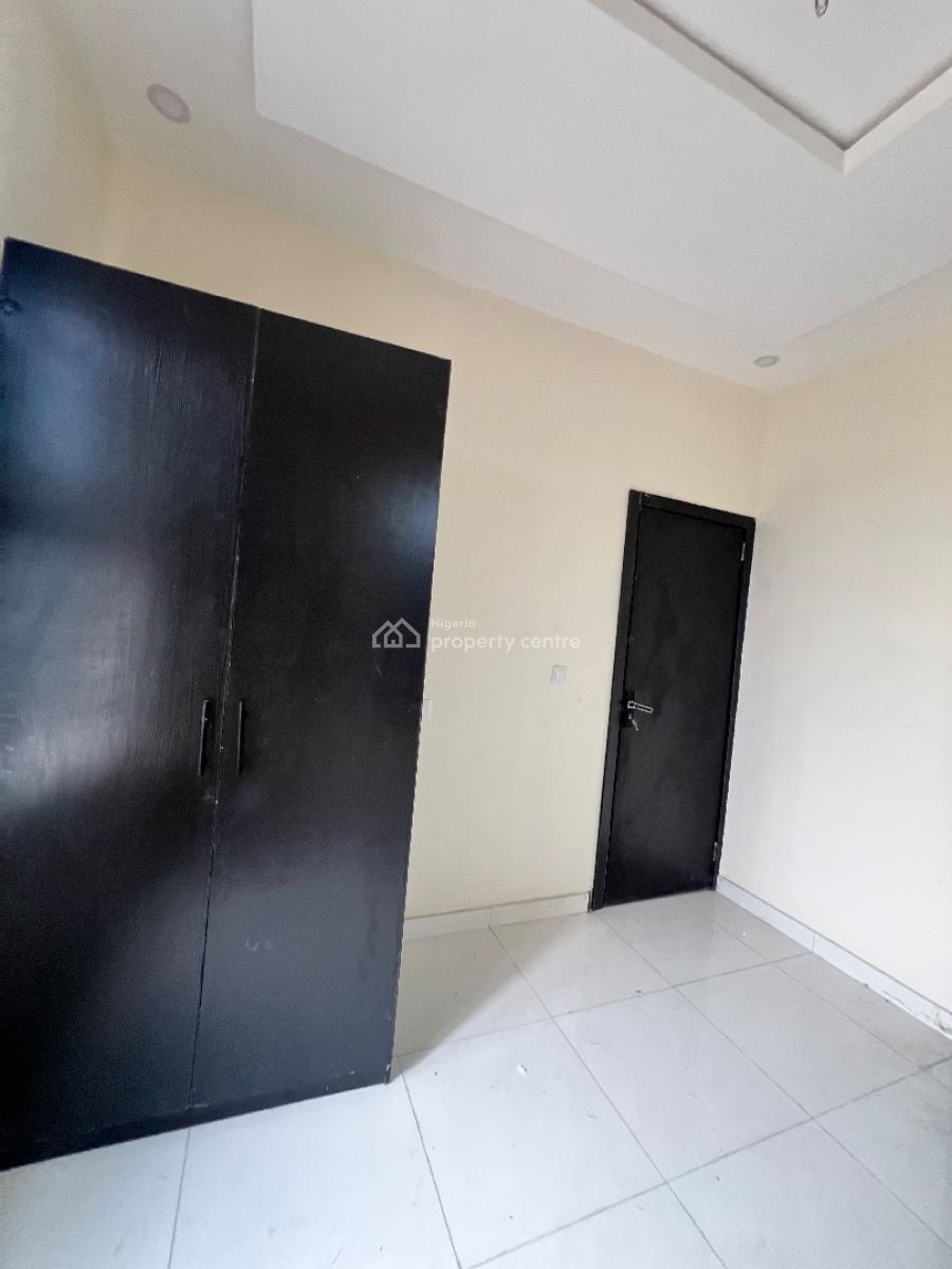 a Well Built Room and Parlor, Behind Sky Mall Ajah, Lekki Phase 2, Lekki, Lagos, Mini Flat (room and Parlour) for Rent