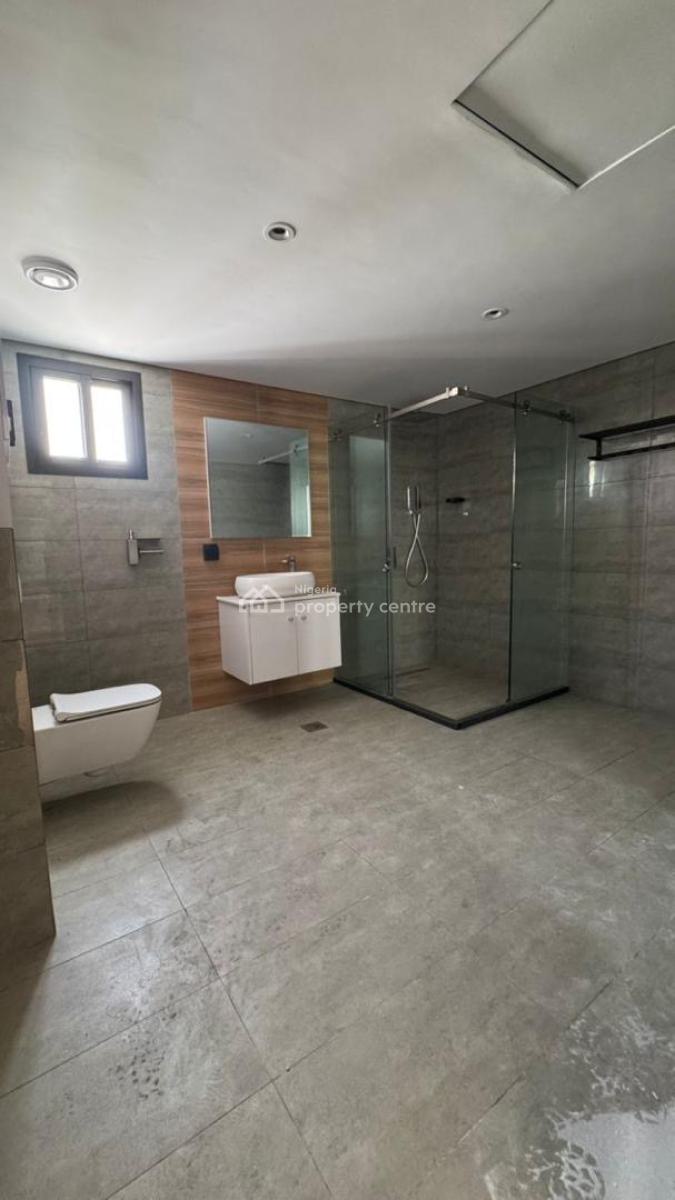 Brand New and Serviced Three (3) Bedroom Apartment, Banana Island Road, Ikoyi, Lagos, Flat / Apartment for Rent