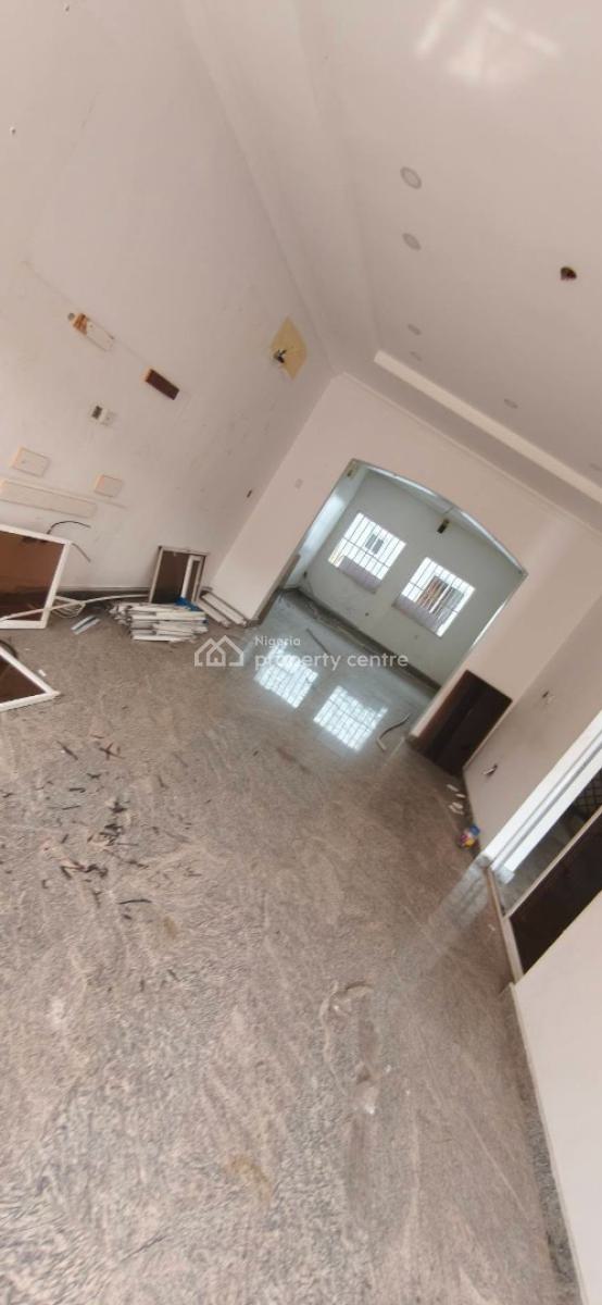 Spacious 5 Bedroom Semi Detached House, Lekki, Lagos, Semi-detached Duplex for Rent
