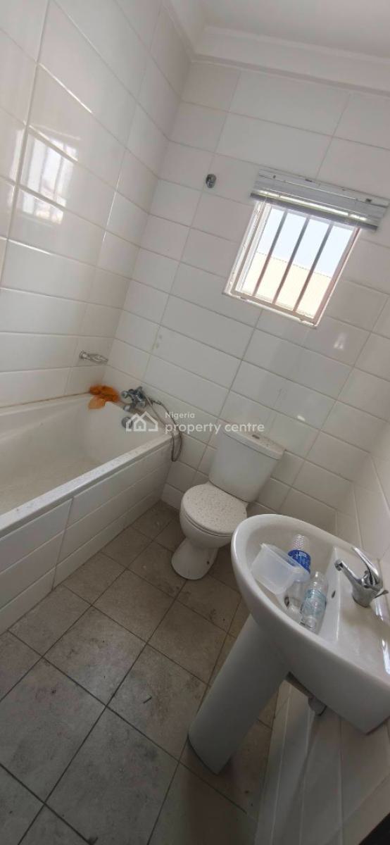 Spacious 5 Bedroom Semi Detached House, Lekki, Lagos, Semi-detached Duplex for Rent