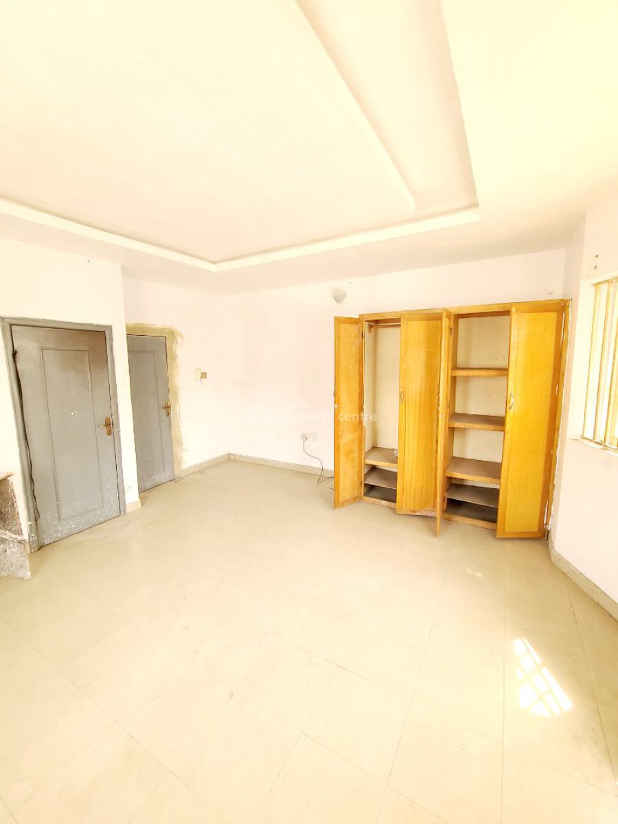 Spacious 3 Bedroom Flat_ Upstairs, Agungi, Lekki, Lagos, Flat / Apartment for Rent