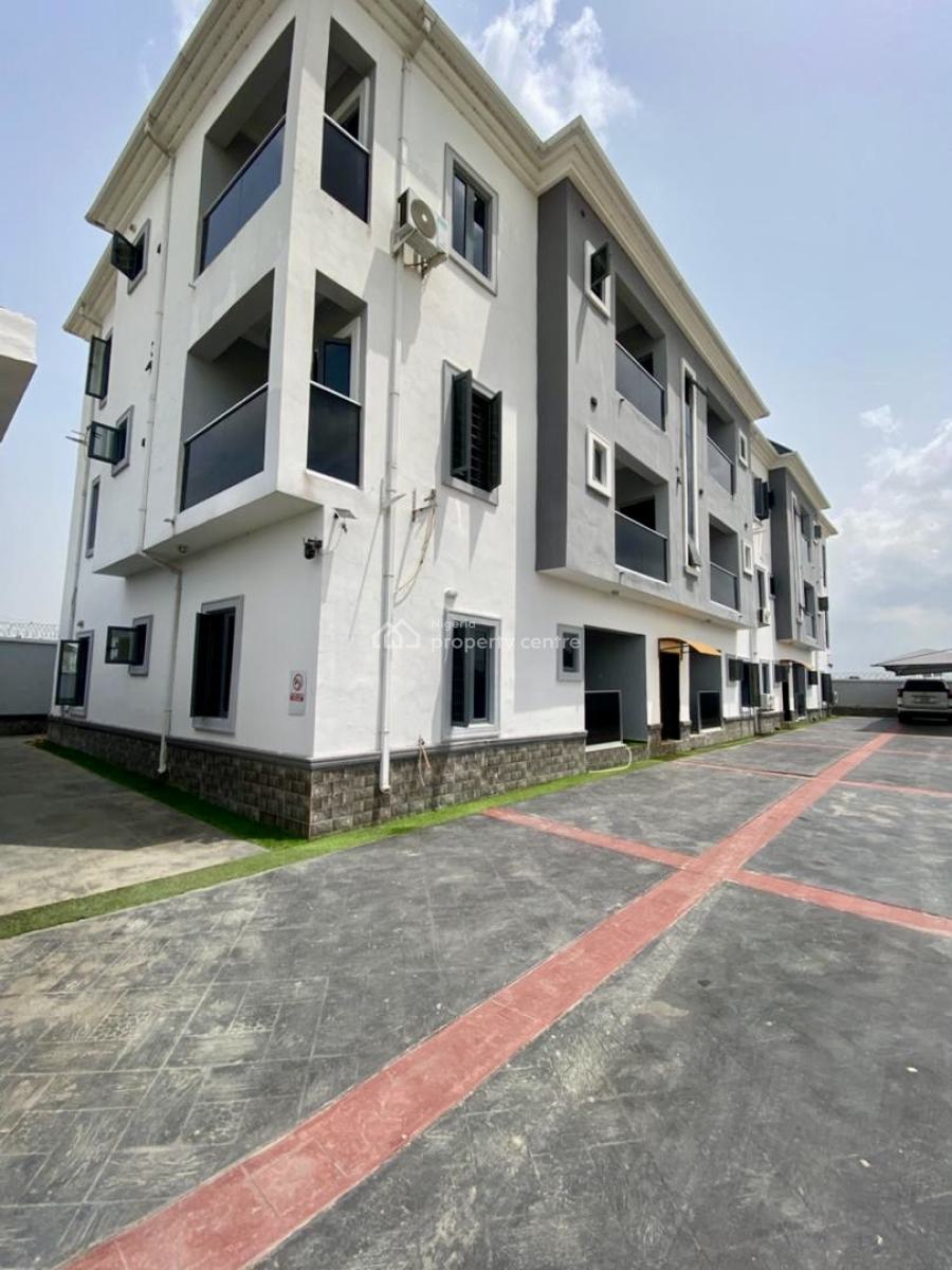 Luxury  Ali En Suite Upstairs, Thera Annex, Sangotedo, Ajah, Lagos, Flat / Apartment for Rent