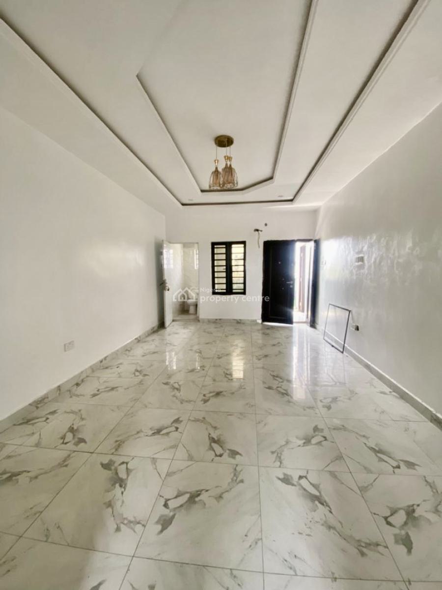 Luxury  Ali En Suite Upstairs, Thera Annex, Sangotedo, Ajah, Lagos, Flat / Apartment for Rent