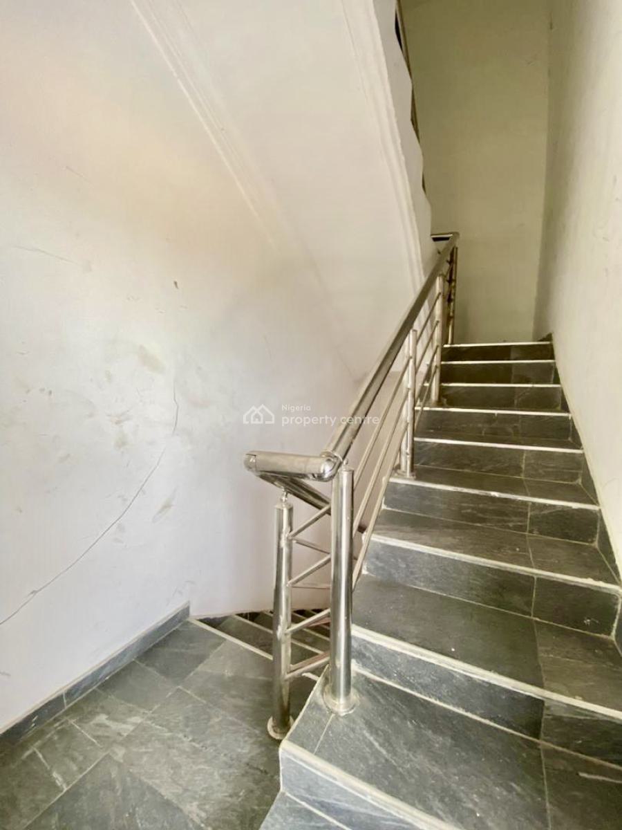 Luxury  Ali En Suite Upstairs, Thera Annex, Sangotedo, Ajah, Lagos, Flat / Apartment for Rent