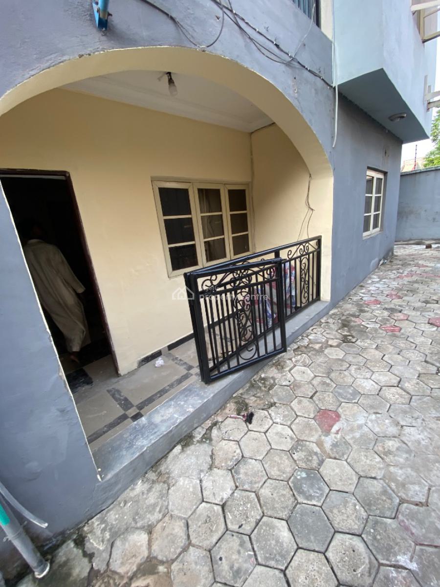 Spacious Sharp 3 Bedroom Apartment in a Decent Neighborhood, Ago Palace, Isolo, Lagos, Flat / Apartment for Rent
