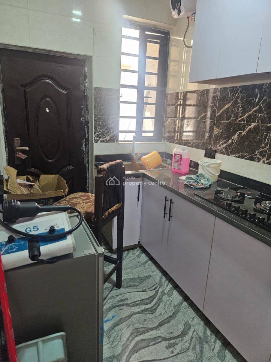 3bedroom Apartment, Ologolo Lekki, Ologolo, Lekki, Lagos, Flat / Apartment for Rent