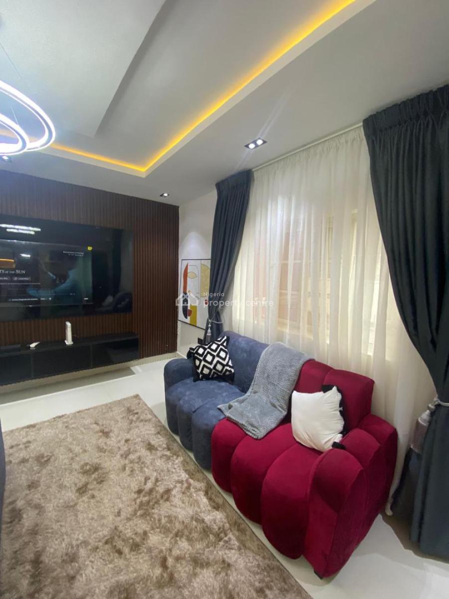 Luxurious 1 Bedroom Apartment with Snooker Board, Ps4, Vinyl Record,, Lekki Phase 1, Lekki, Lagos, Flat / Apartment Short Let