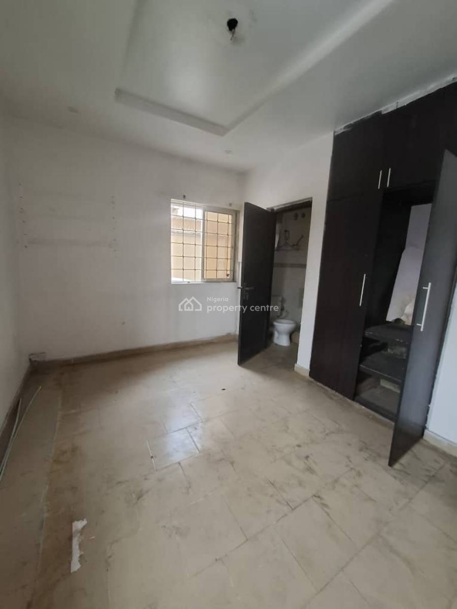 Commercial 3bedroom Flat at Lekki Phase 1, Lekki Phase 1, Lekki Phase 1, Lekki, Lagos, Terraced Duplex for Rent