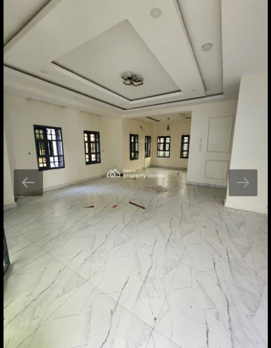 Spacious Massive Luxury 3bedroom Dupelx Wit Bq, Behind Demo Church Freedom Wey Lekki Phase One, Lekki Phase 1, Lekki, Lagos, Flat / Apartment for Rent