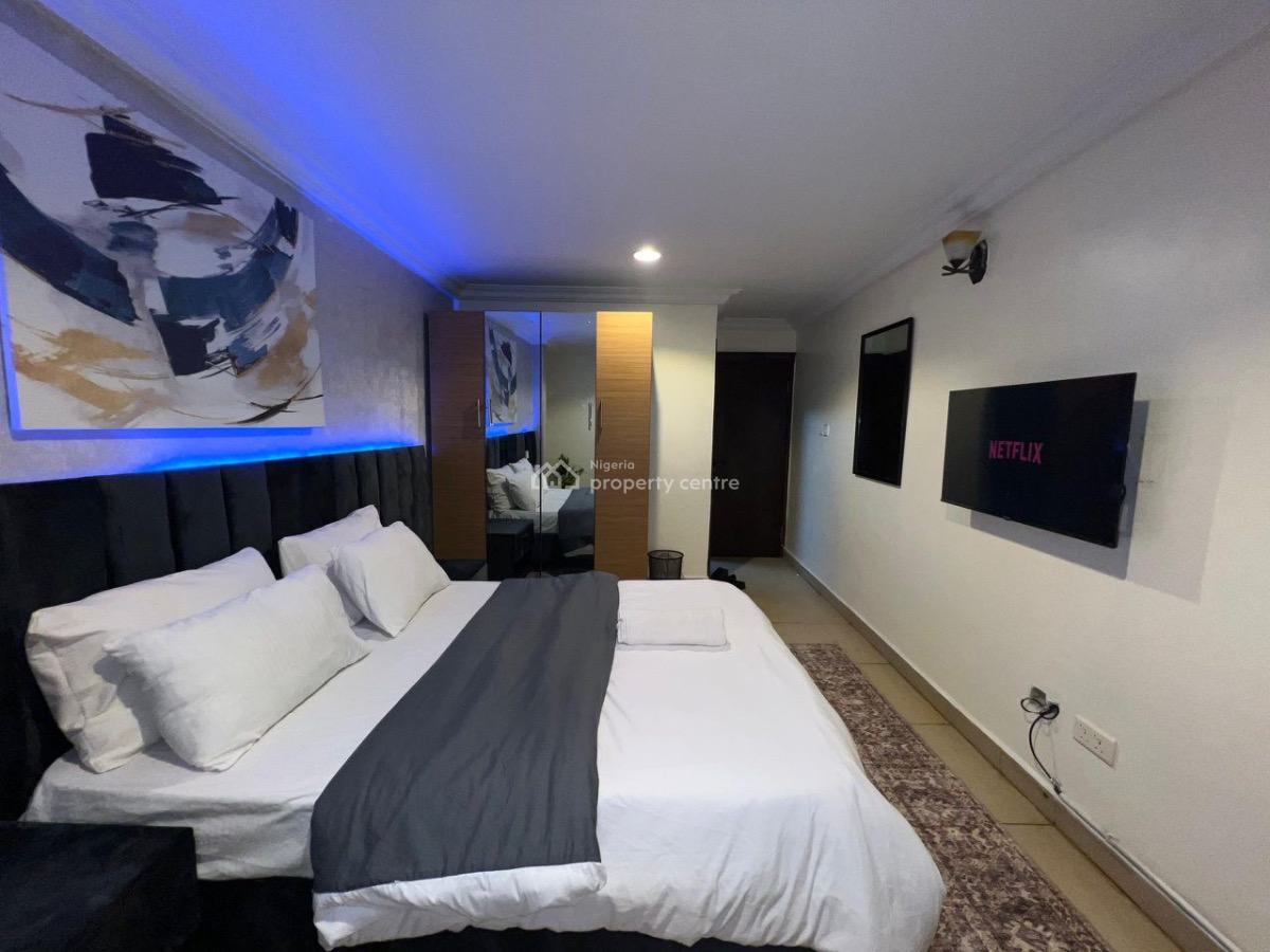 Brand New Luxury Three Bedroom Duplex in a Serene Environment., Lekki Phase 1, Lekki, Lagos, Flat / Apartment Short Let