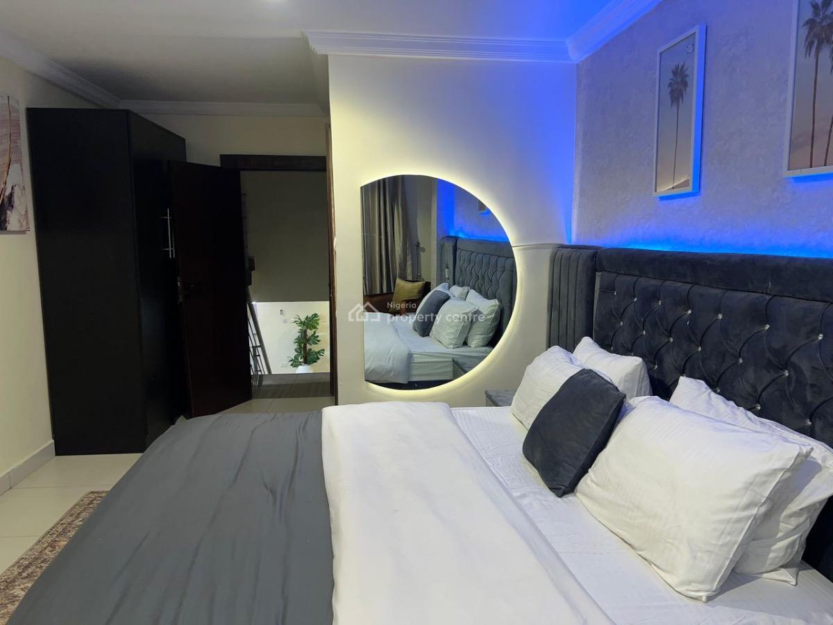 Brand New Luxury Three Bedroom Duplex in a Serene Environment., Lekki Phase 1, Lekki, Lagos, Flat / Apartment Short Let
