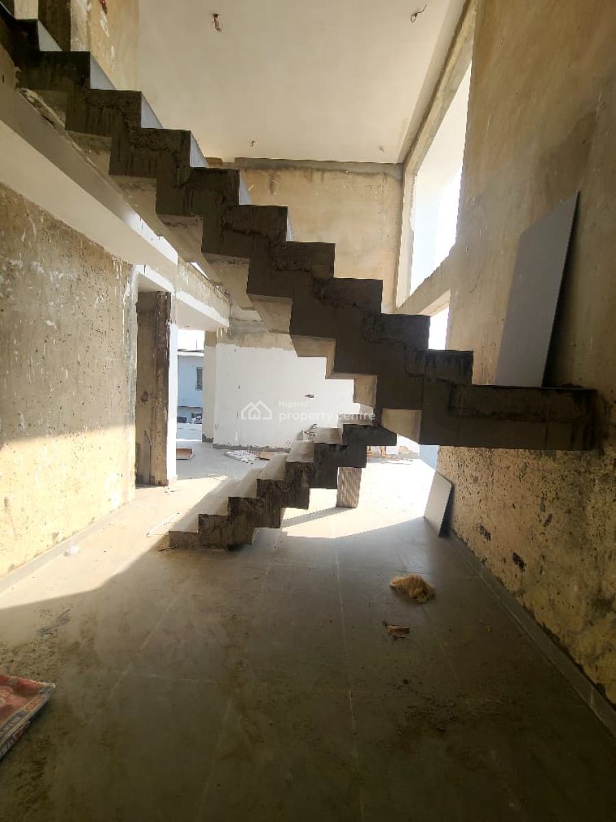 Brand New 2 Bedroom Apartments Available, New Road, Lekki Expressway, Lekki, Lagos, Flat / Apartment for Sale