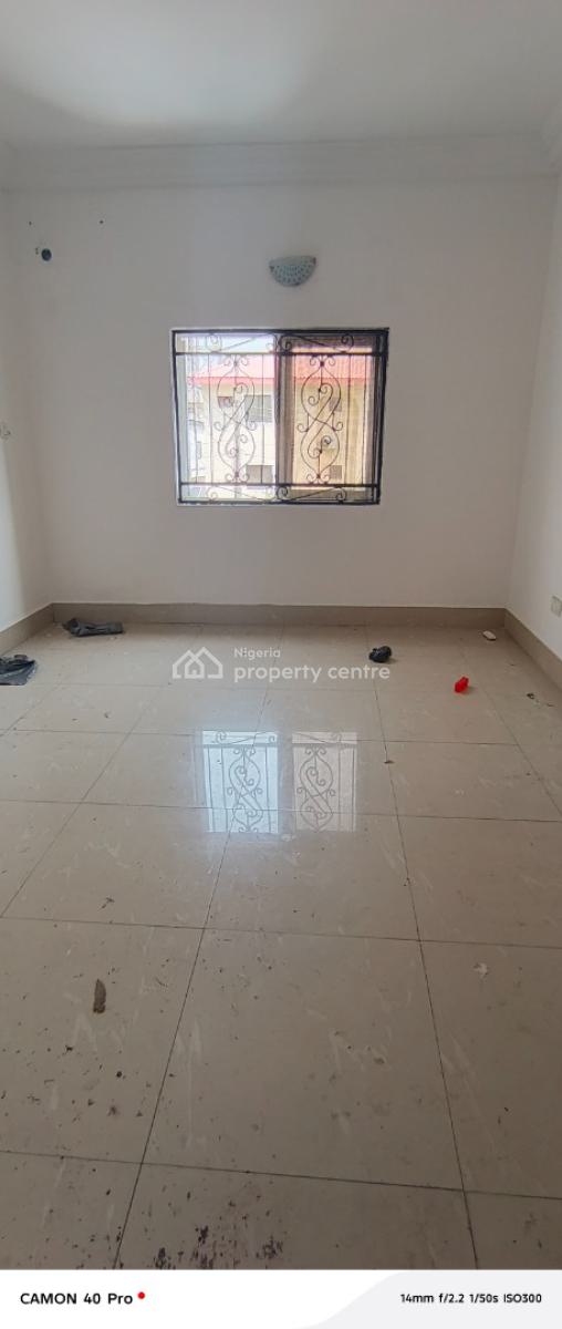 Nicely Renovated 2bedroom Flat, Non Flooding Area Agungi, Lekki, Lagos, Flat / Apartment for Rent