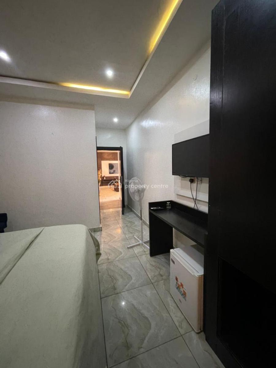 Premium 4 Units 2 Bedroom Apartment, Phase 1, Lekki, Lagos, Flat / Apartment for Sale