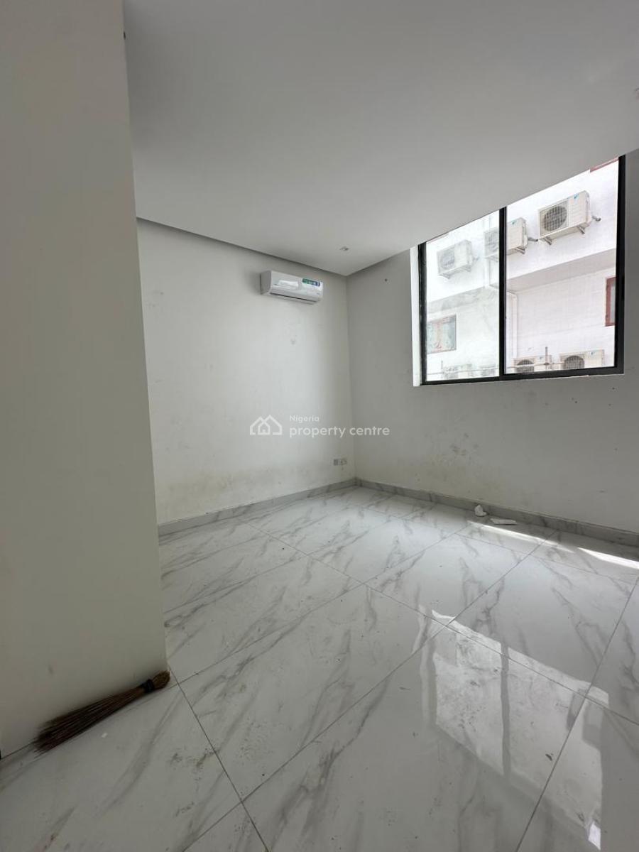 Newly Built 2 Bedroom Apartment with Elevator and Gym, Lekki Phase 1, Lekki, Lagos, House for Sale