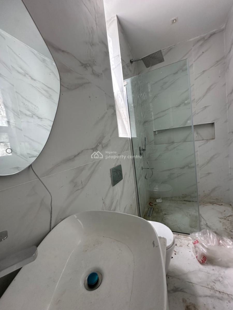 Newly Built 2 Bedroom Apartment with Elevator and Gym, Lekki Phase 1, Lekki, Lagos, House for Sale