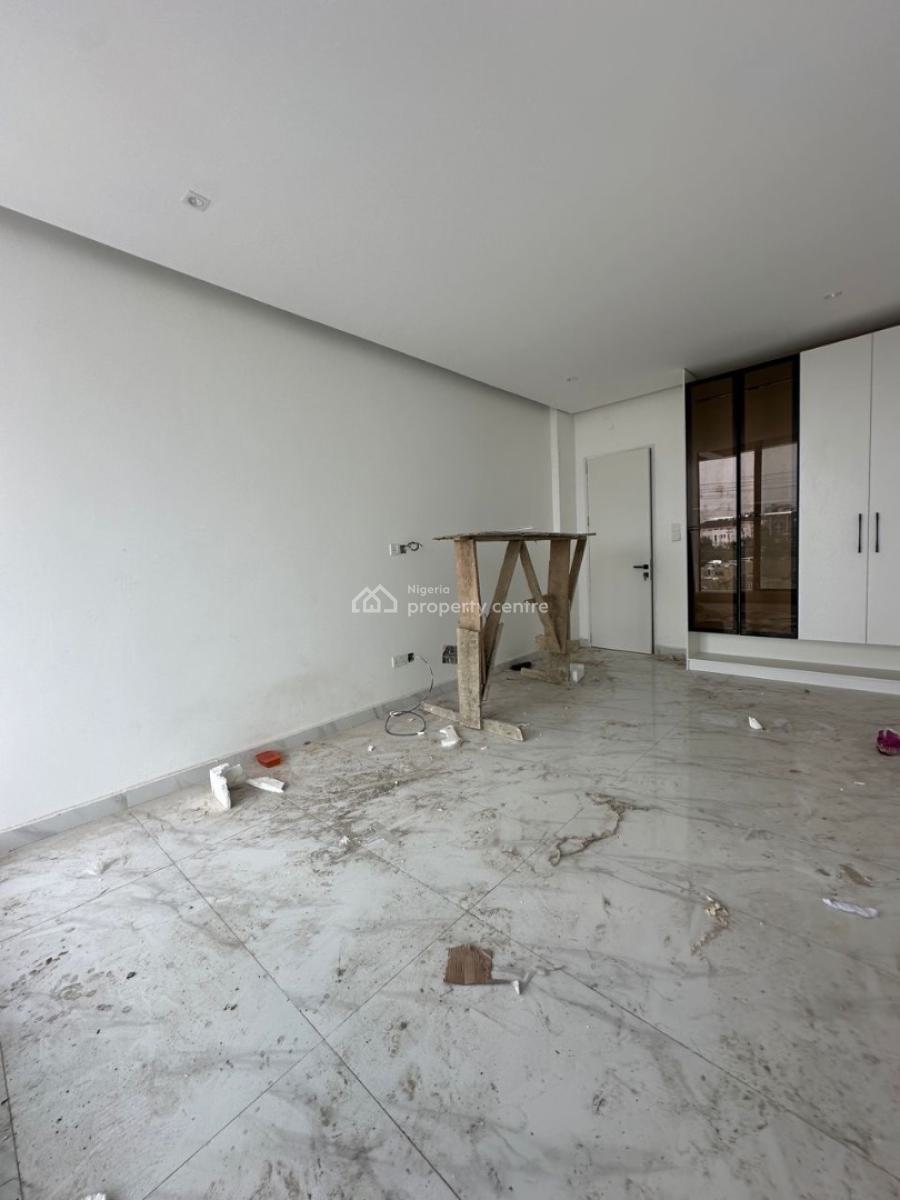 Newly Built 2 Bedroom Apartment with Elevator and Gym, Lekki Phase 1, Lekki, Lagos, House for Sale