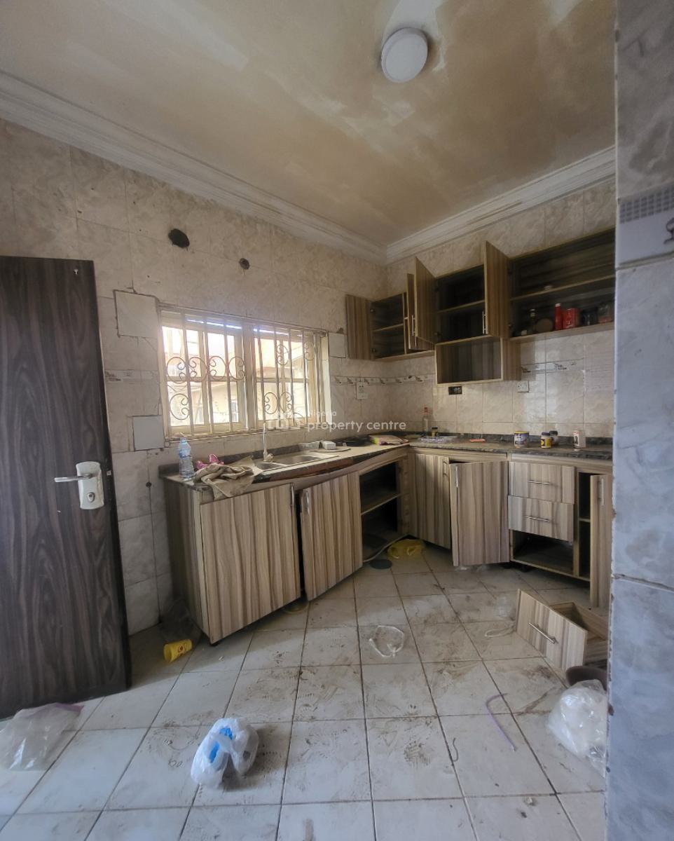 Luxurious Massive 3 Bedroom Terrace Duplex with Bq, Inside Suncity Estate, Galadimawa, Abuja, Semi-detached Duplex for Rent