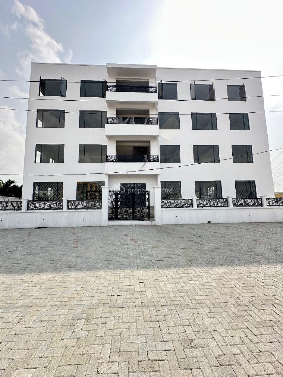 a Whole Complex Building in a Strategic Location, Ikate, Lekki, Lagos, Detached Duplex for Sale