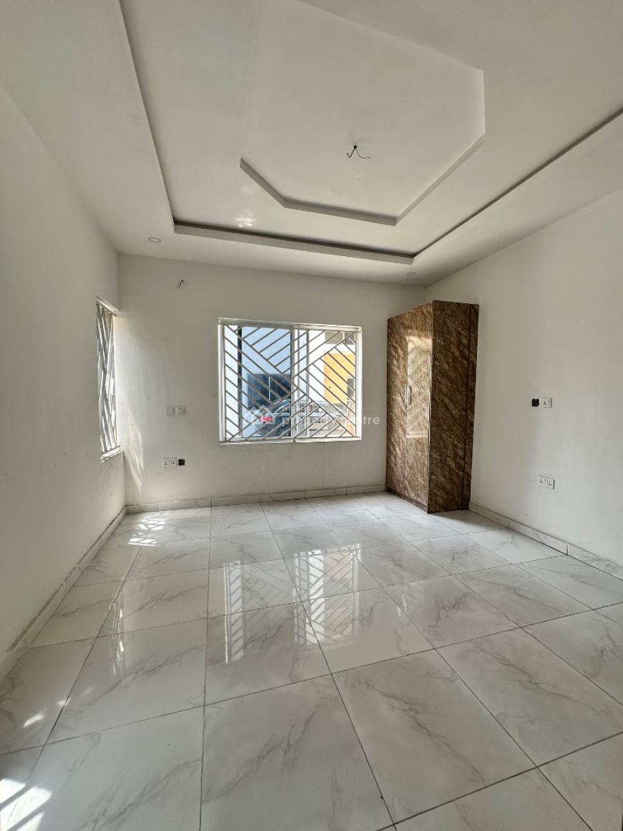 2 Bedroom Apartment with Bq, Ajah, Lagos, Flat / Apartment for Sale