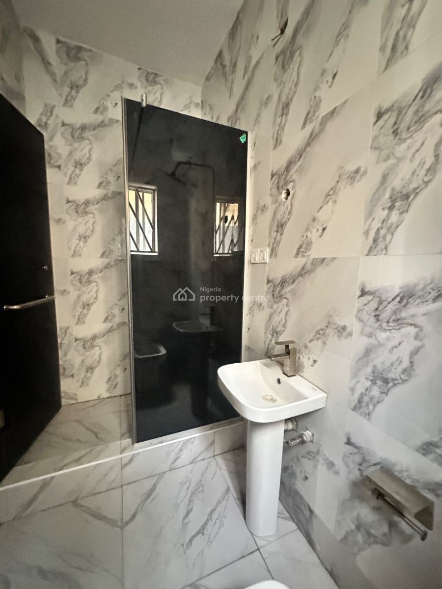 2 Bedroom Apartment with Bq, Ajah, Lagos, Flat / Apartment for Sale