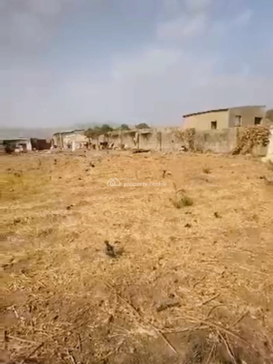 Residential Land Occupying 1500sqm, Along Yemi Osibanjo Way, Maitama District, Abuja, Residential Land for Rent