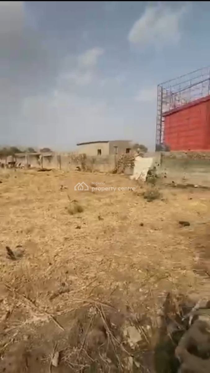 Residential Land Occupying 1500sqm, Along Yemi Osibanjo Way, Maitama District, Abuja, Residential Land for Rent