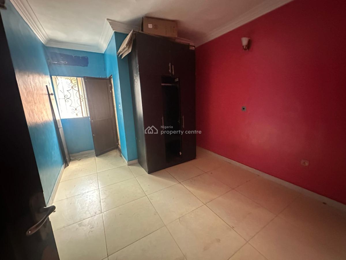 3bedroom Apartment, Off International Airport Road Ajao Estate, Isolo, Lagos, Flat / Apartment for Rent