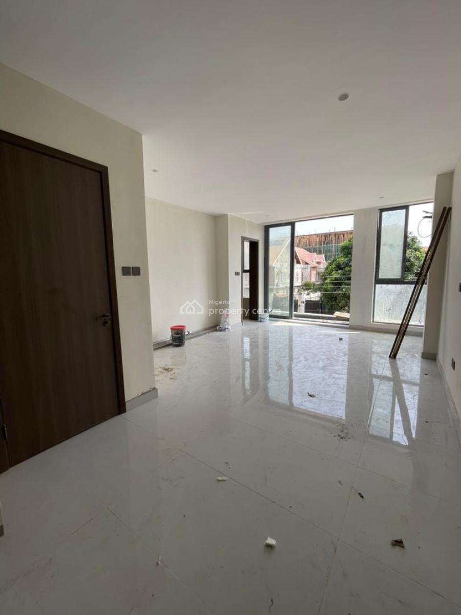 Modern Newly Built 2 Bedroom Apartment in a Secured Estate, Lekki Phase 1, Lekki, Lagos, Flat / Apartment for Sale