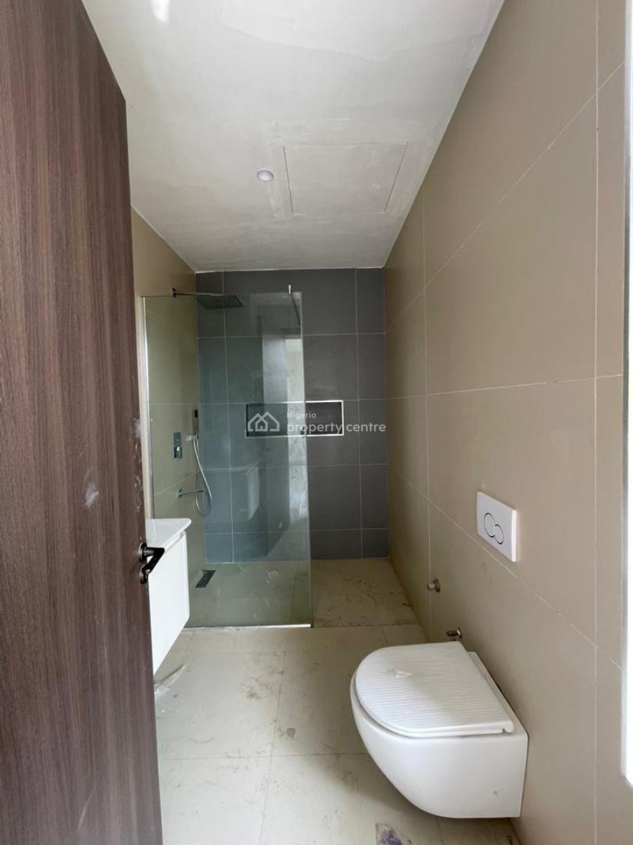 Modern Newly Built 2 Bedroom Apartment in a Secured Estate, Lekki Phase 1, Lekki, Lagos, Flat / Apartment for Sale