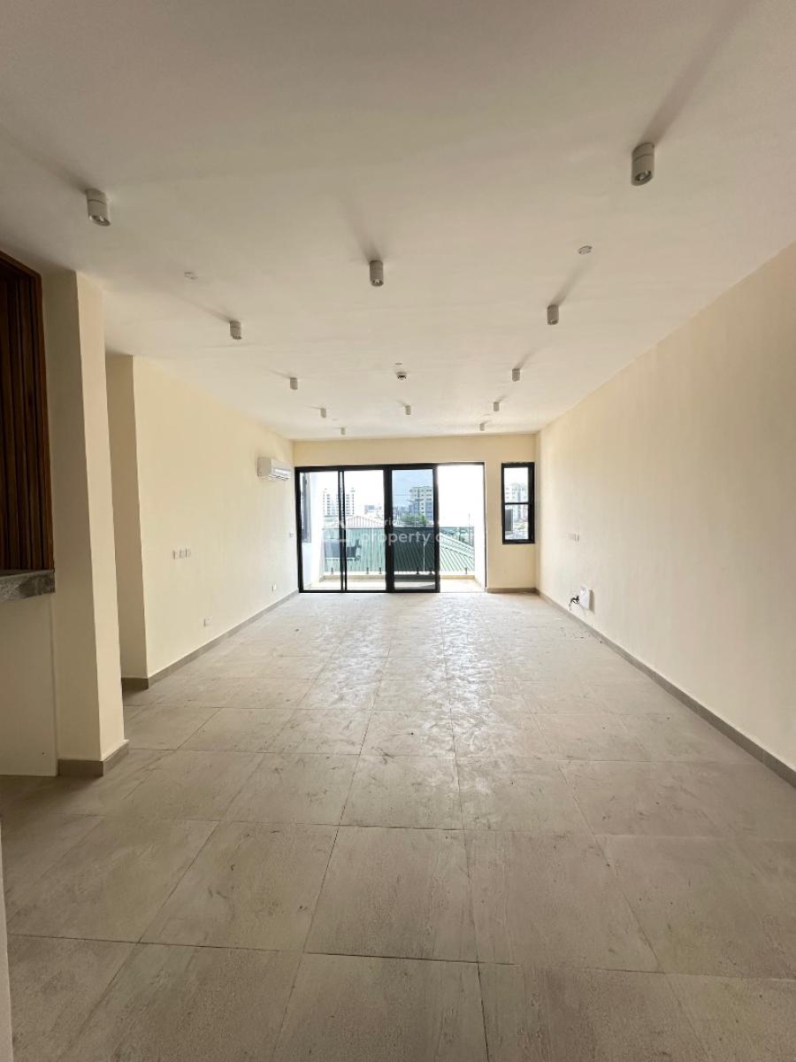 Outstanding Luxury Spacious 3 Bedroom Apartment with Bq, Lekki Phase 1, Lekki, Lagos, Block of Flats for Sale